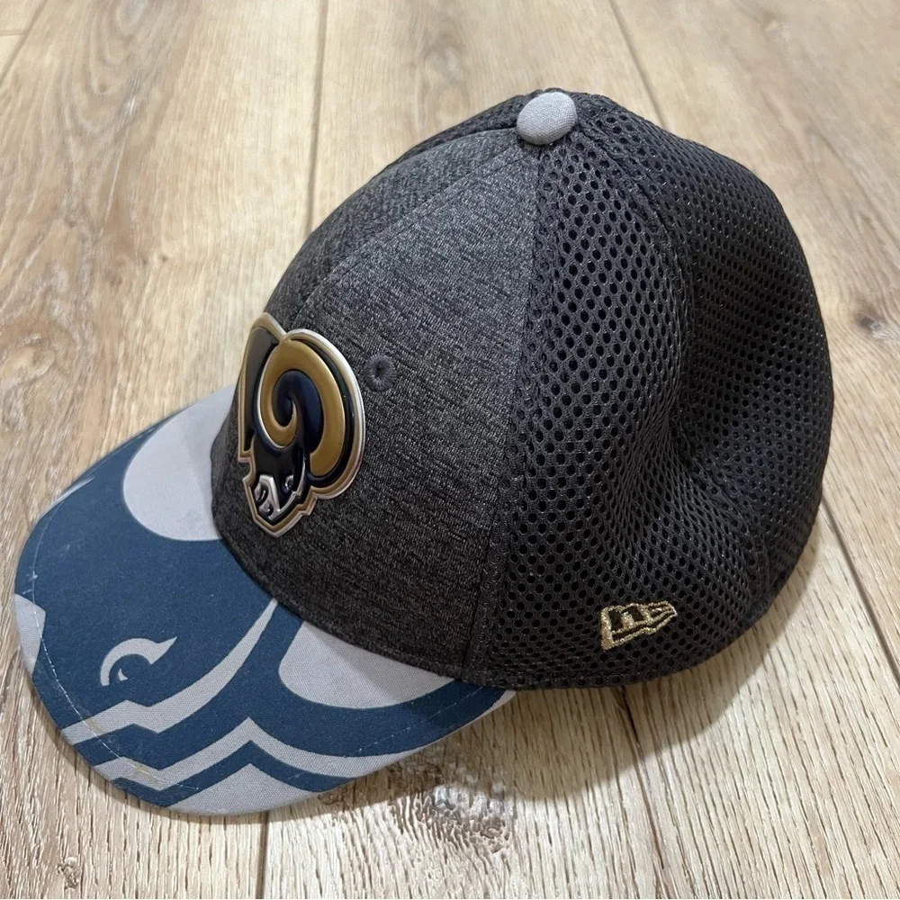 NFL New Era LA Rams blue & gray sports hat, Child Youth, 39 Thirty, 3D ram head.